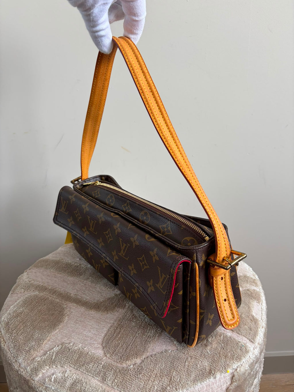 TRE83 - Louis Vuitton Vivacite MM - 3