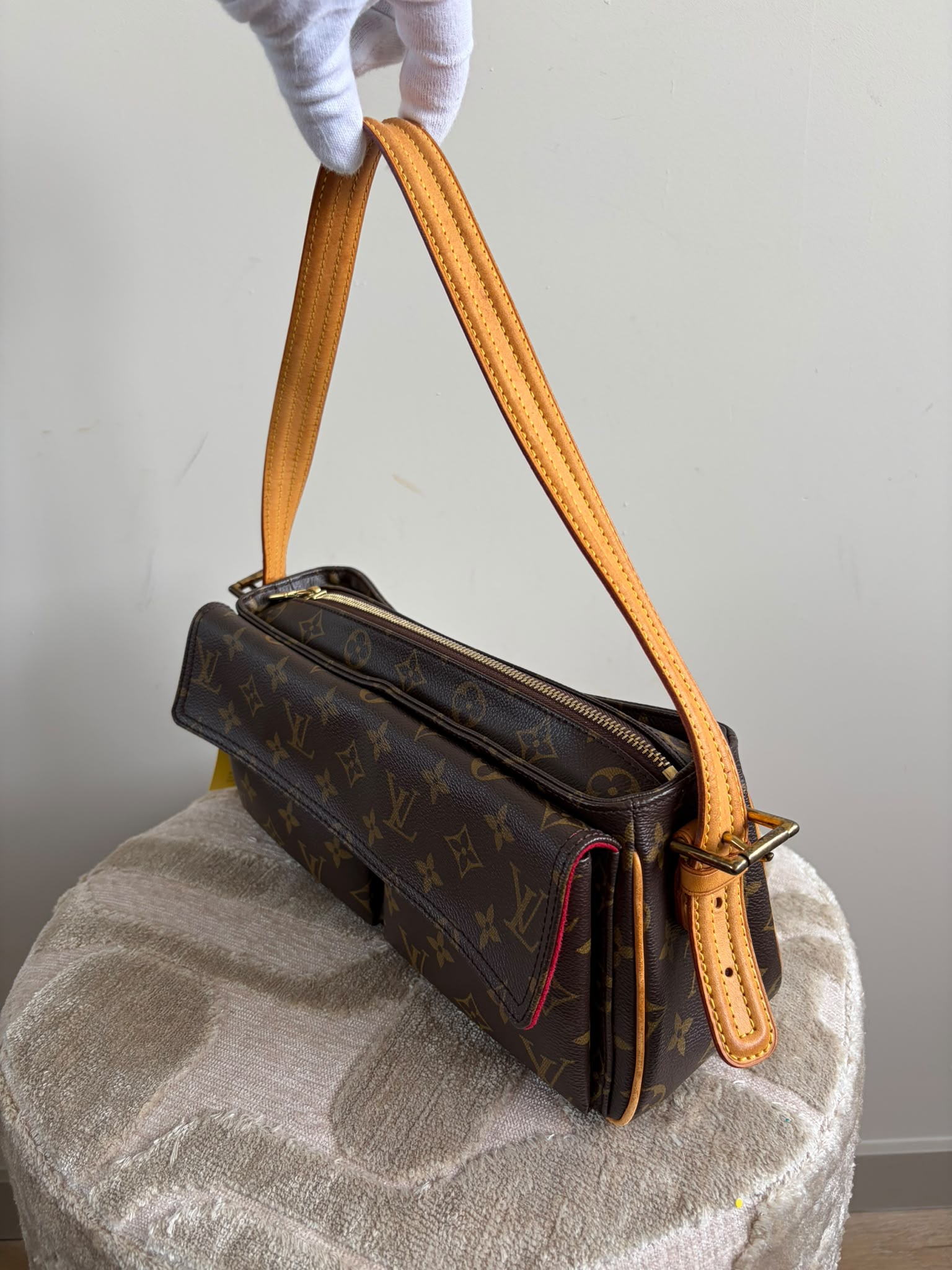 TRE83 - Louis Vuitton Vivacite MM - 3