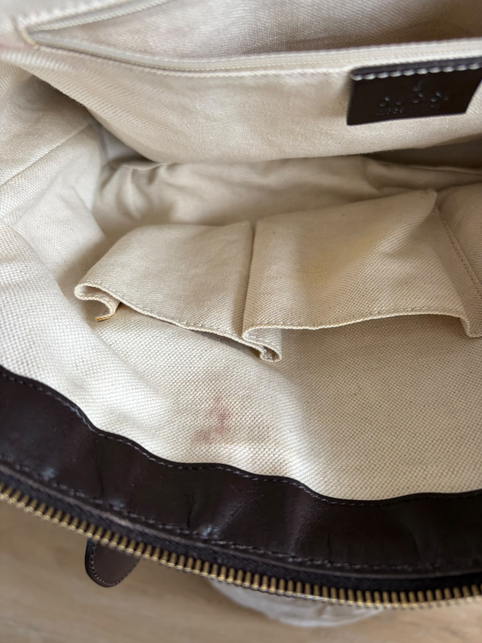 TRE93 - Gucci Sukey beige - 10