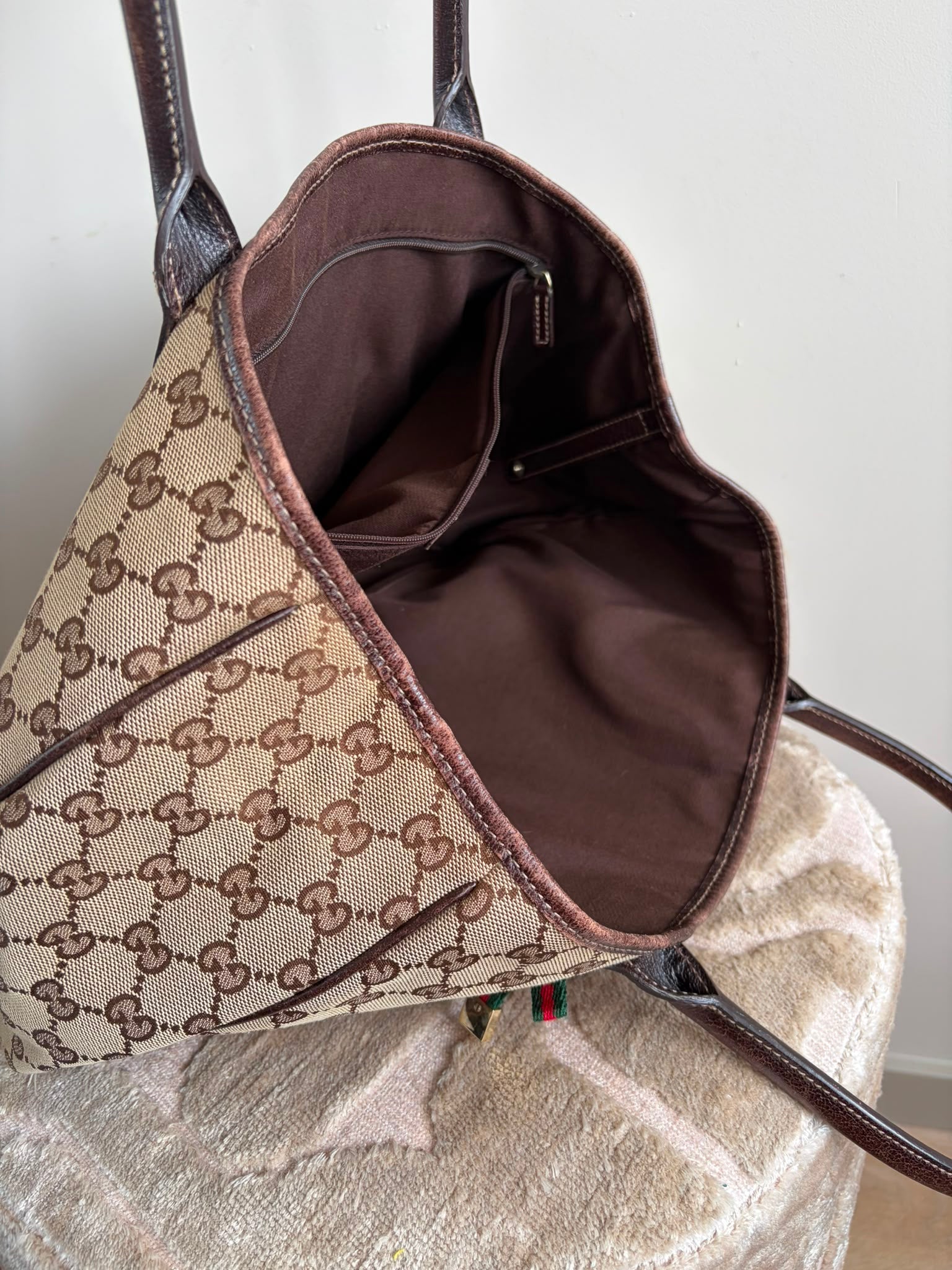 TRE94 - Gucci Pretty GG Canvas Web Sherry Line - 18